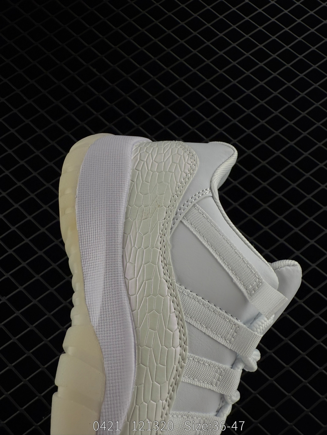 Nike Air Jordan 11 Retro Low